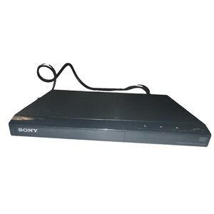 Sony DVD , CD PLAYER DVP-SR210P  2013 Progressive Scan Dolby NOT WORKING